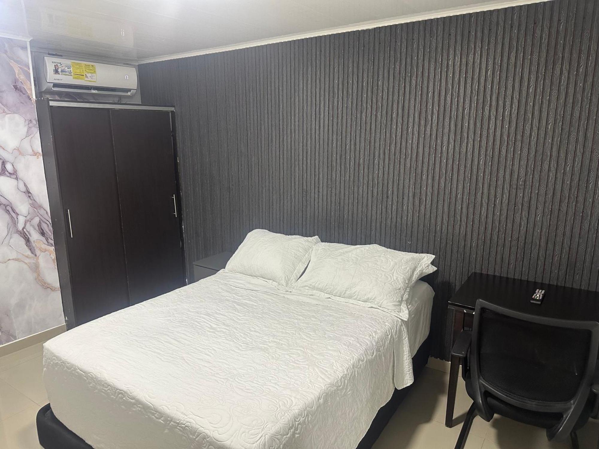Apartahotel Plaza San Andrés Zewnętrze zdjęcie